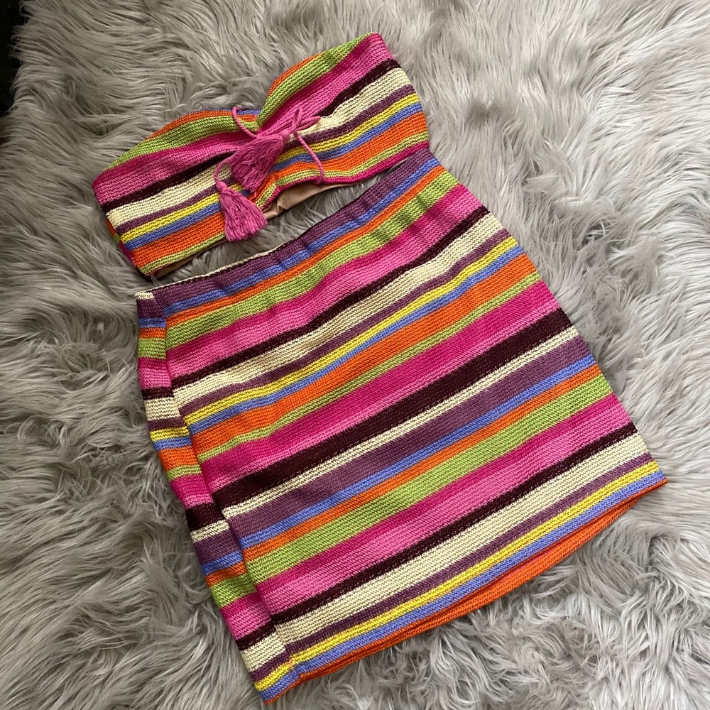 Two piece skirt set
